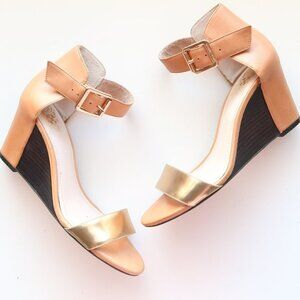 Vince Camuto Tan & Gold Leather Ankle Strap Open Toe Wedge Heel Sandals Shoes 8